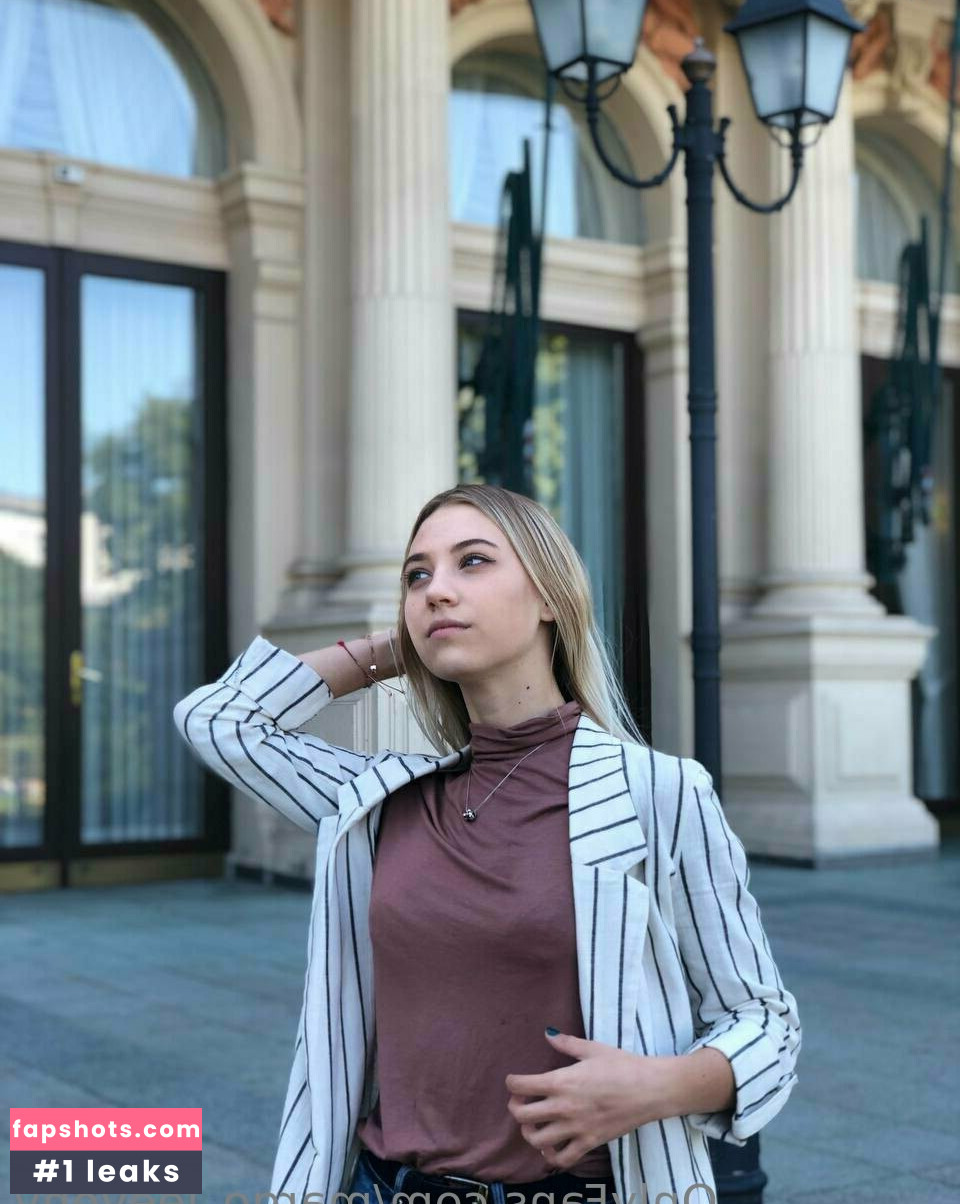 margo_leevony gallery photo #62