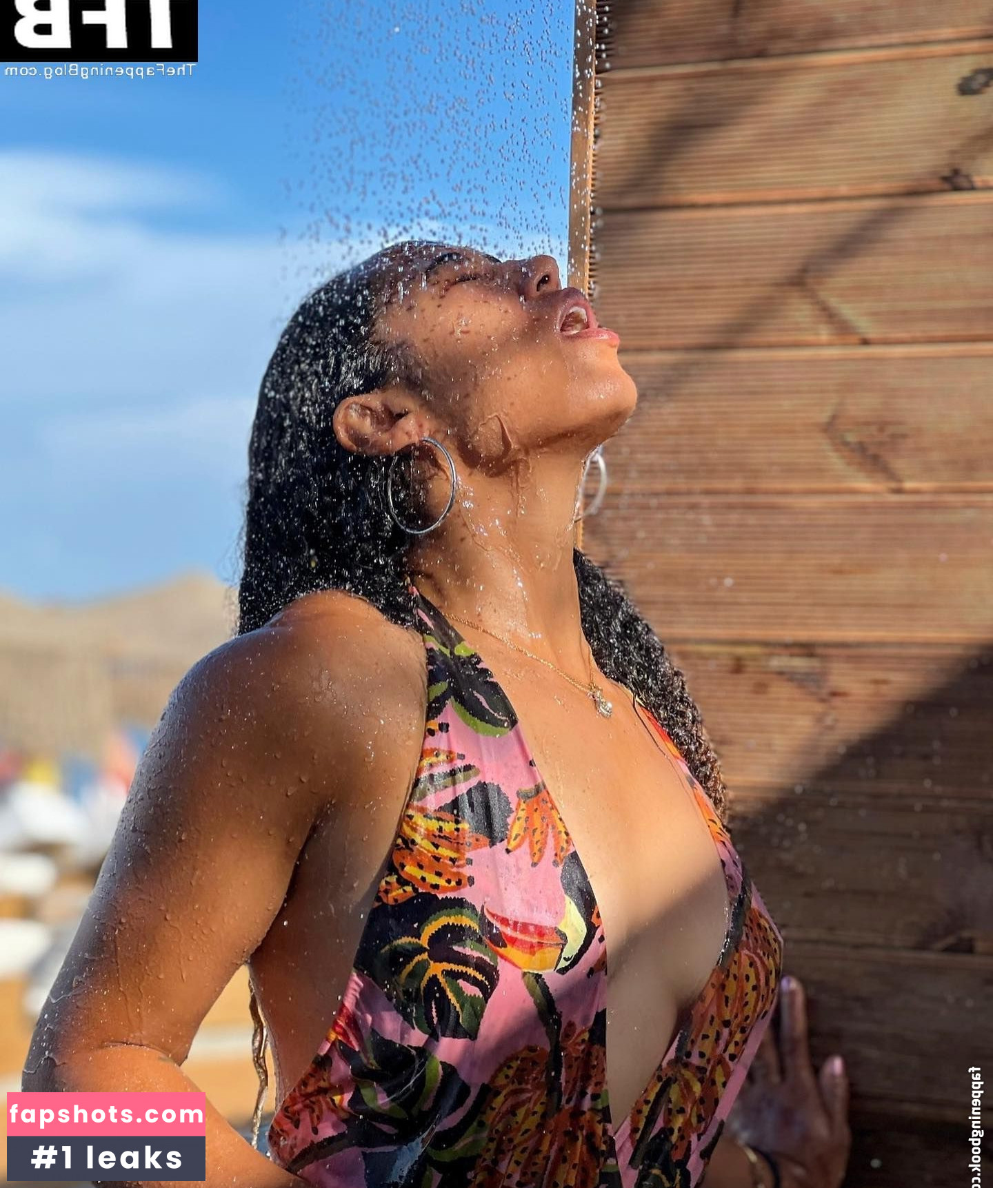 Margot Bingham gallery photo #15