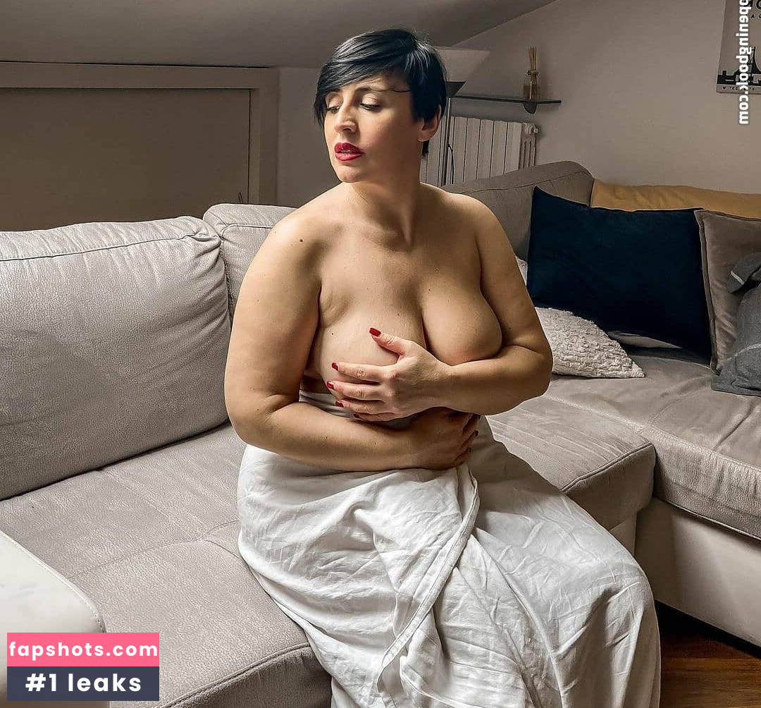 Margot Le Blanc gallery photo #8