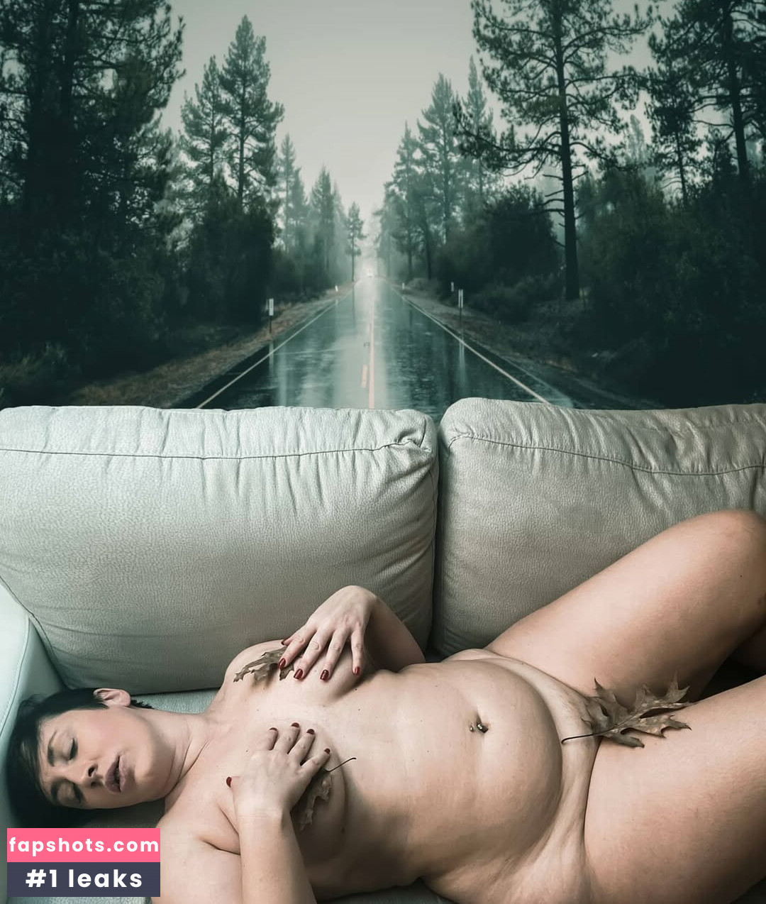 Margot Le Blanc nude babe gallery