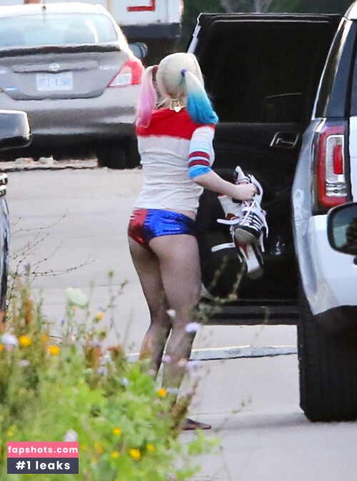 Margot Robbie gallery photo #726