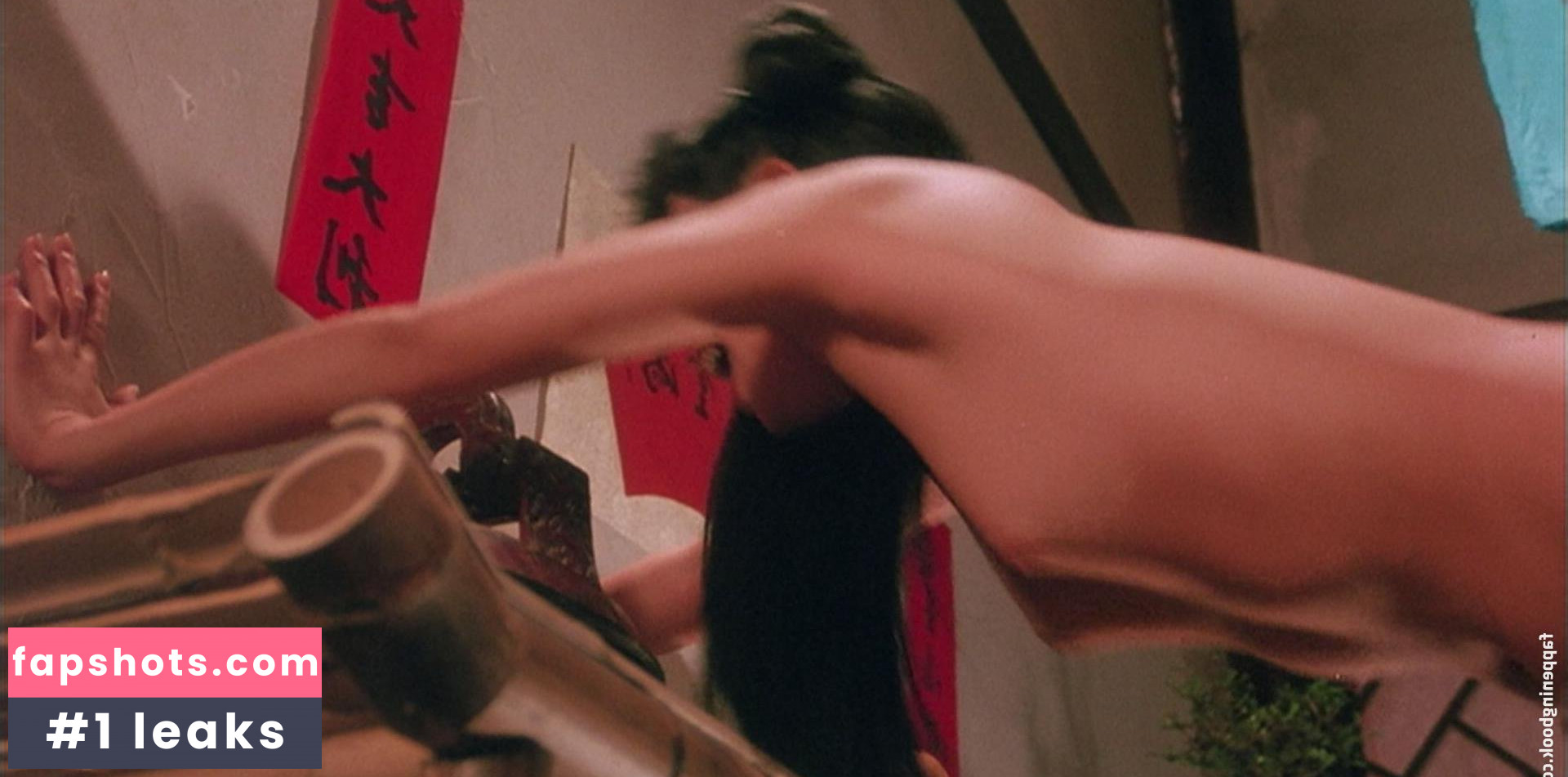 Mari Ayukawa gallery photo #3