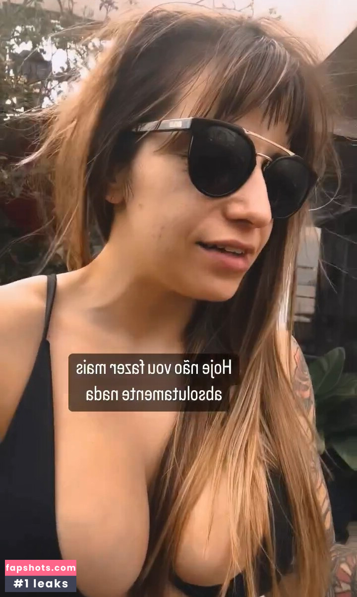 Mari Graciolli gallery photo #11