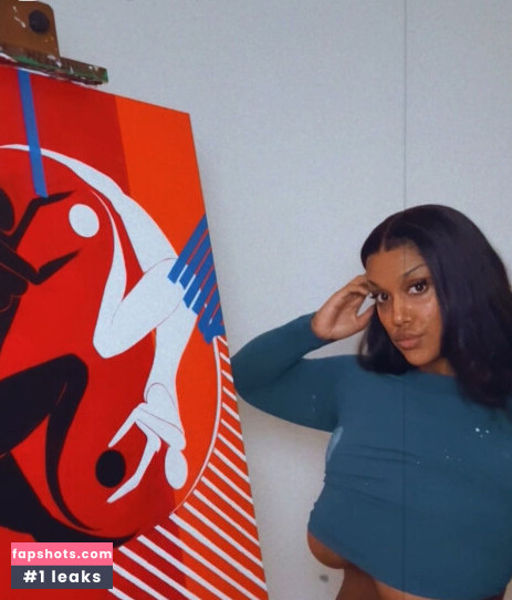 Mari Jianna nude babe gallery