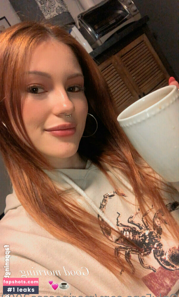 Mari Posa gallery photo #24