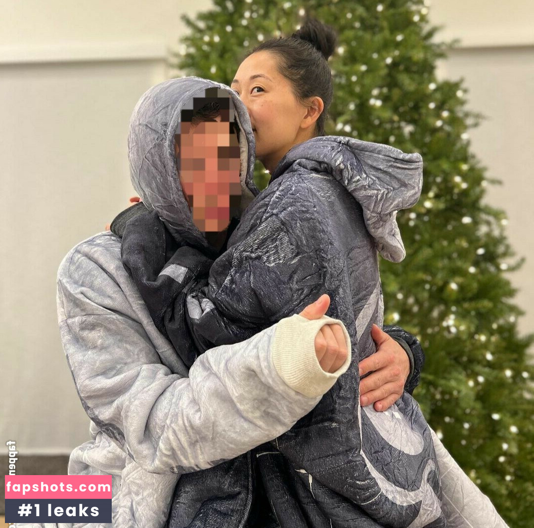 Mari Takahashi gallery photo #7