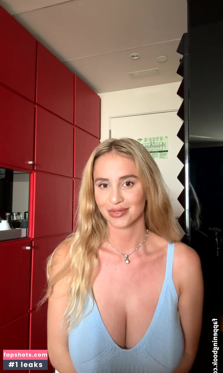 Maria Arreghini gallery photo #110