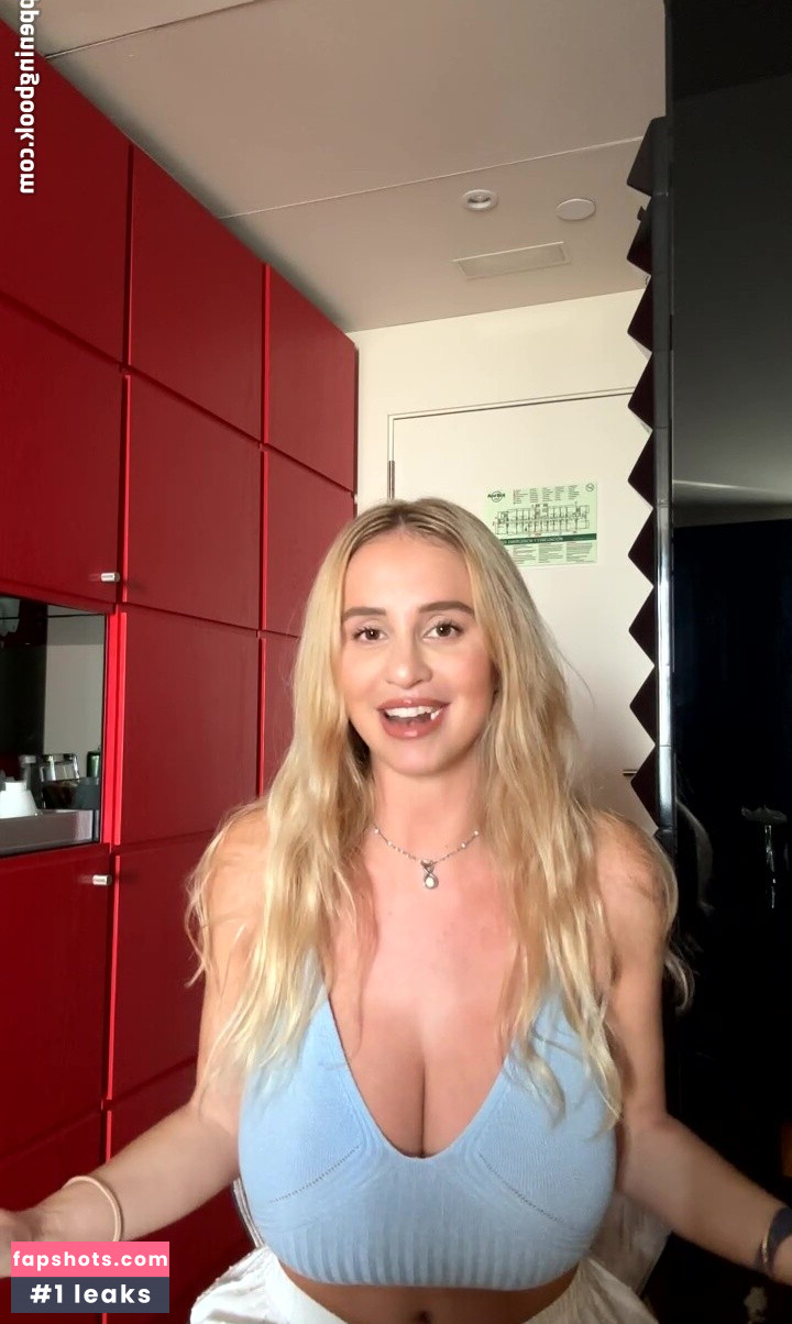 Maria Arreghini gallery photo #111