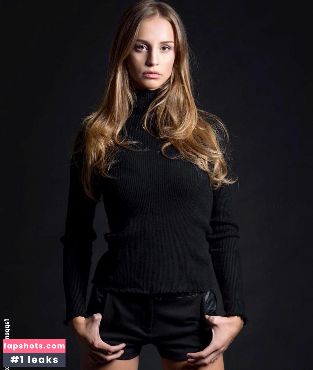 Maria Arreghini gallery photo #14