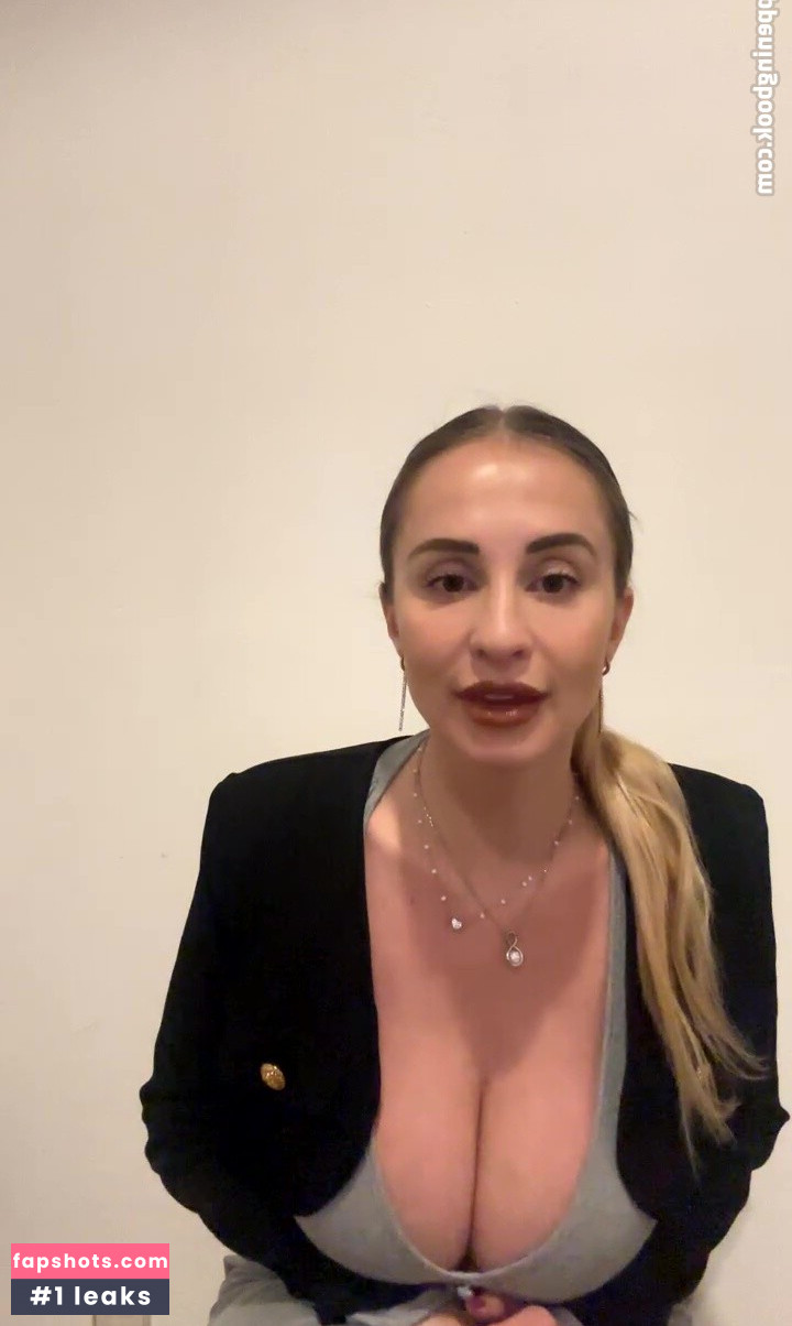 Maria Arreghini gallery photo #91