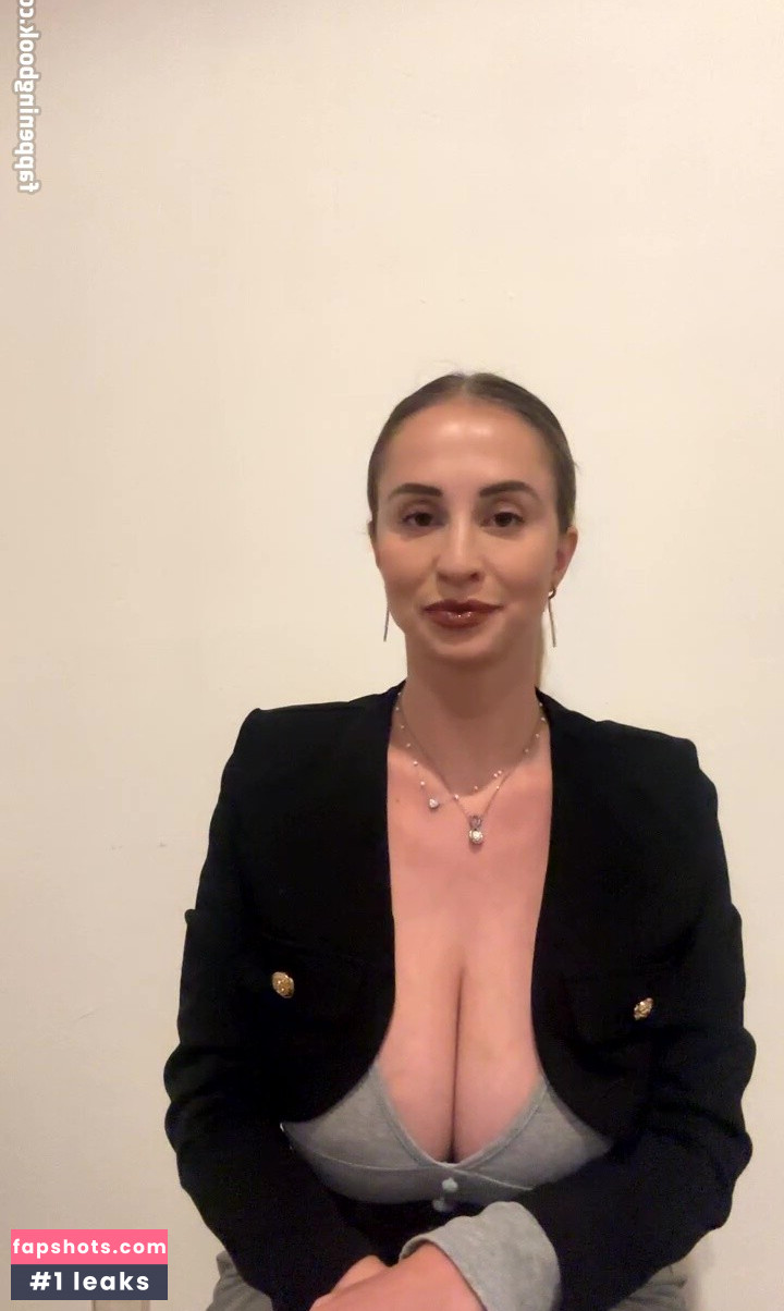 Maria Arreghini gallery photo #93