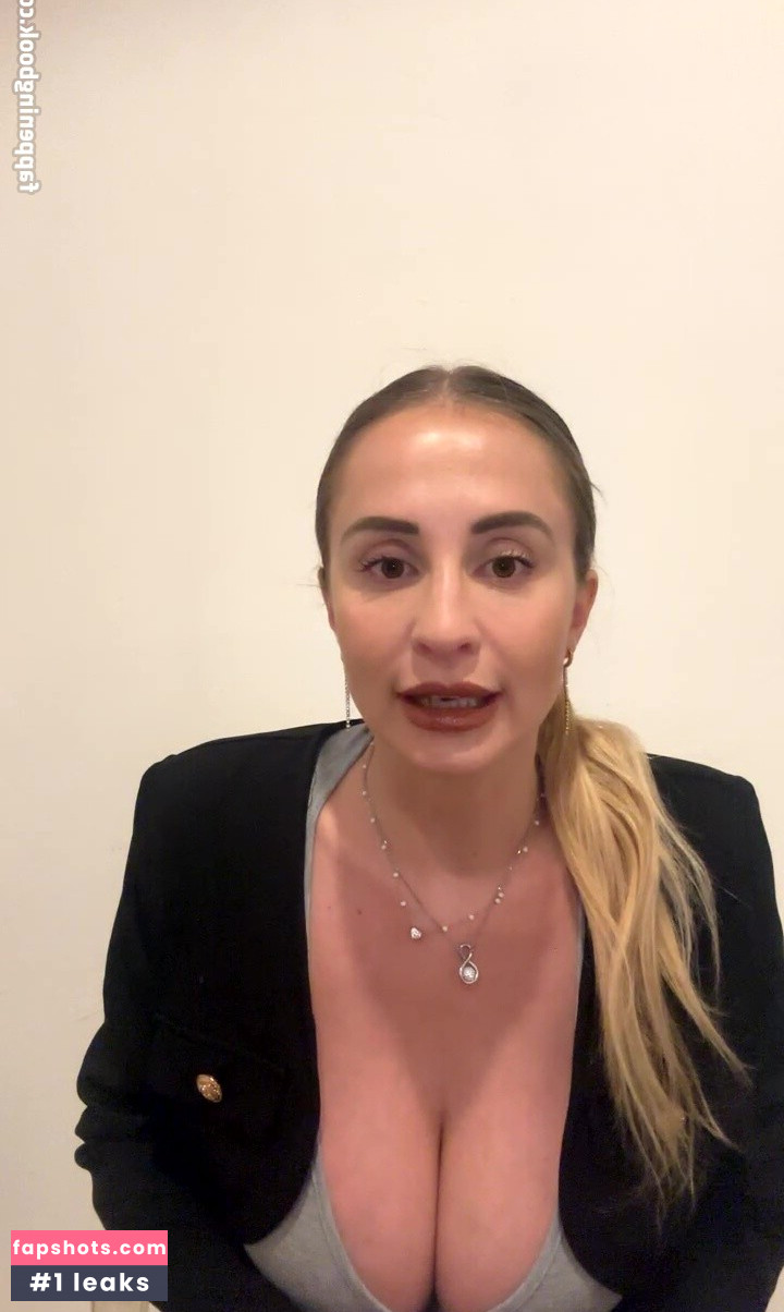 Maria Arreghini gallery photo #95