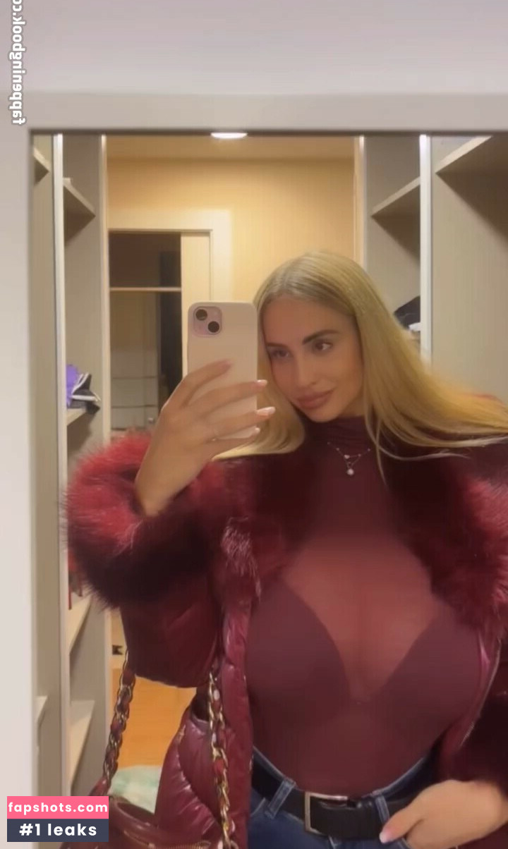 Maria Arreghini gallery photo #98