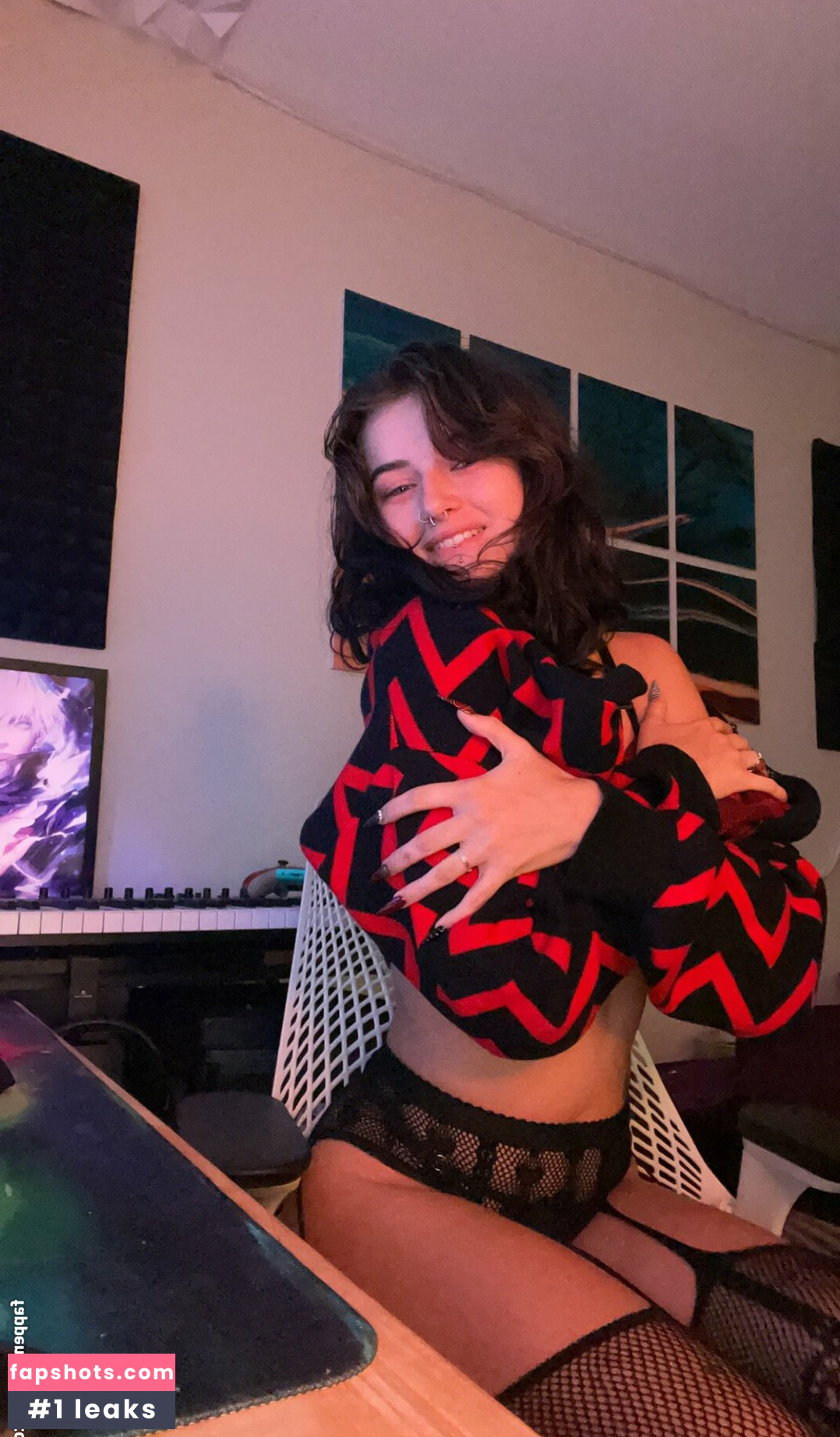 Maria Decomo gallery photo #2