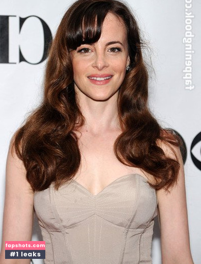 Maria Dizzia gallery photo #23