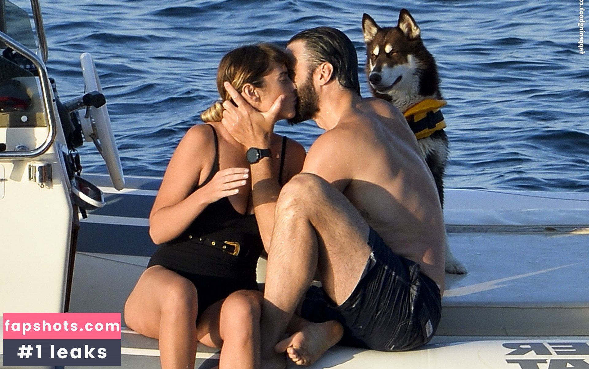 Maria Elena Boschi gallery photo #14