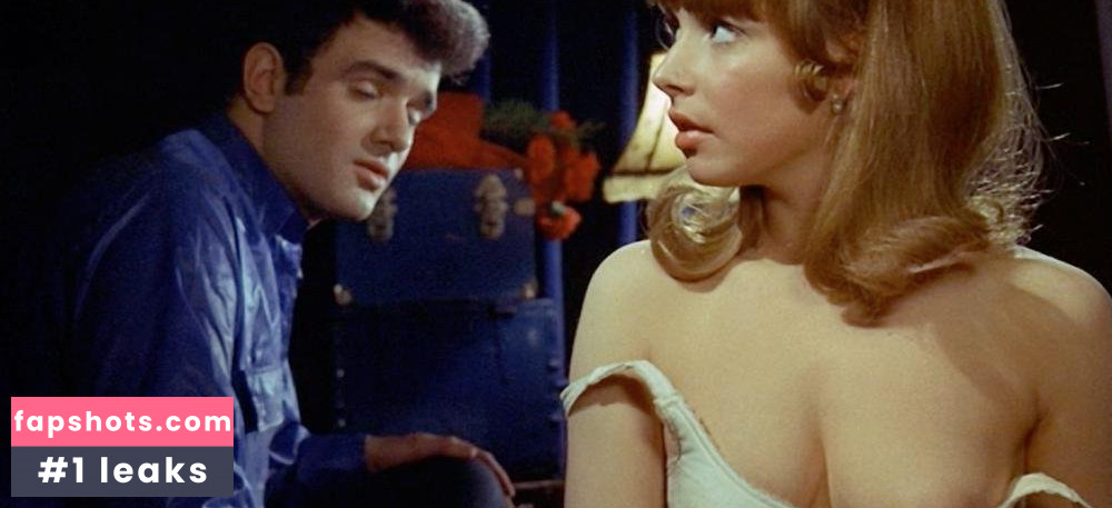 Maria Frost gallery photo #8