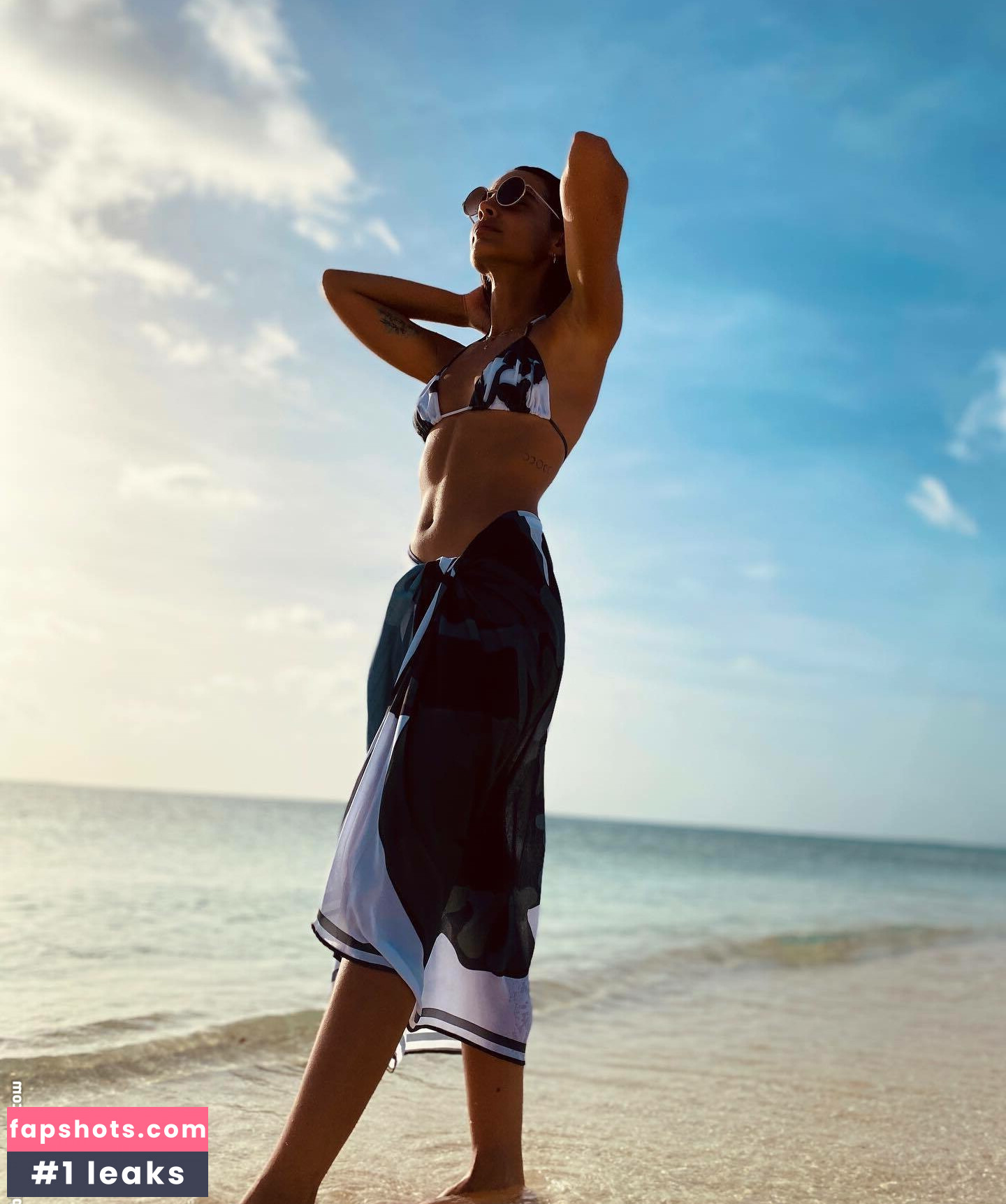 Maria Gabriela de Faria gallery photo #32