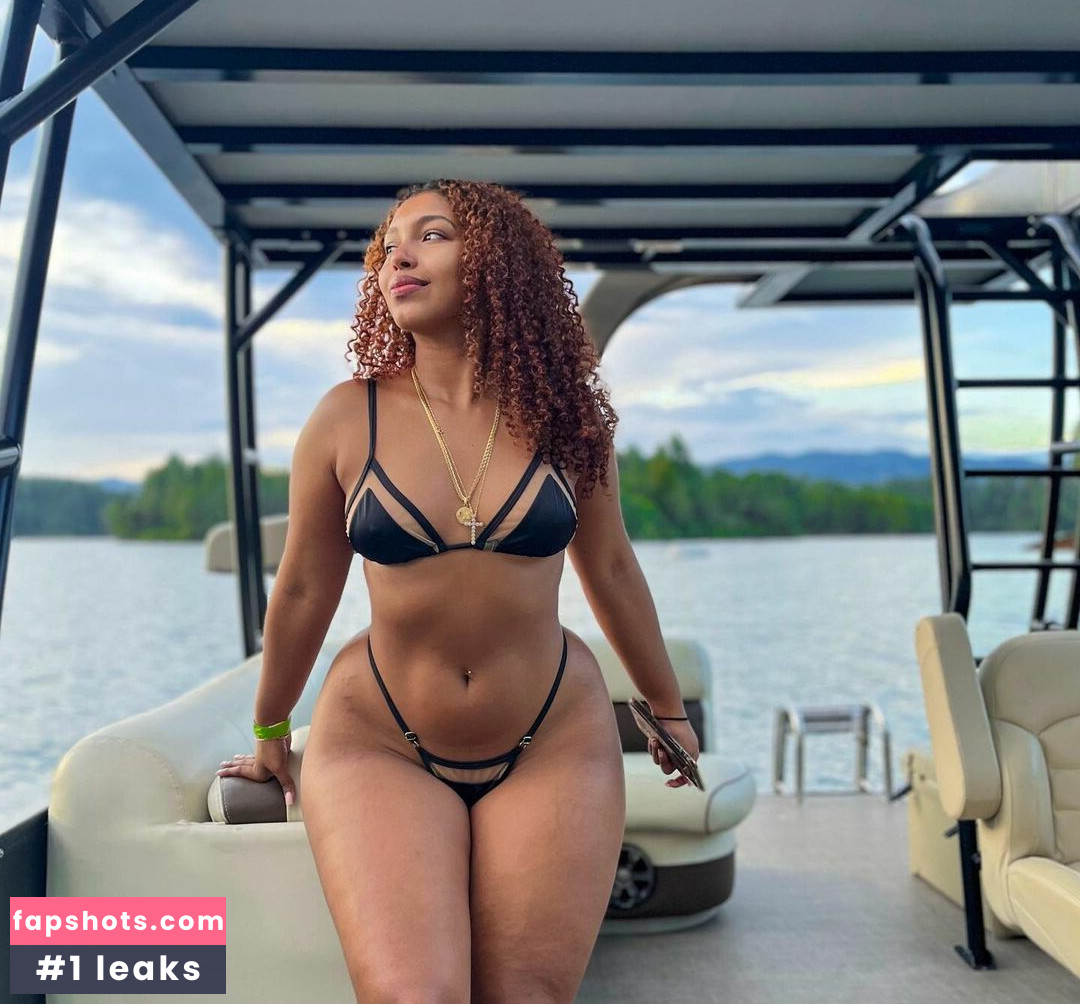 Maria Jose Vergara gallery photo #8