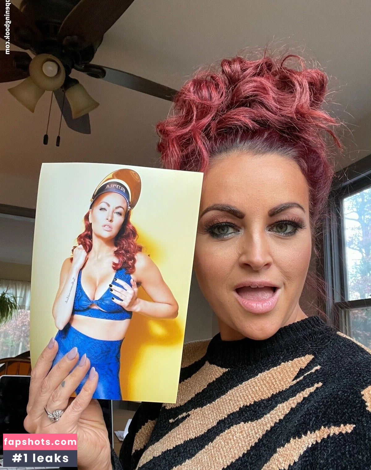 Maria Kanellis gallery photo #349