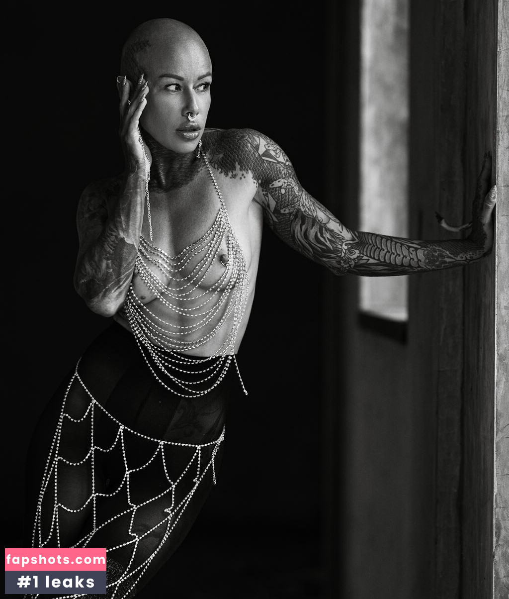 Maria Kasta gallery photo #57