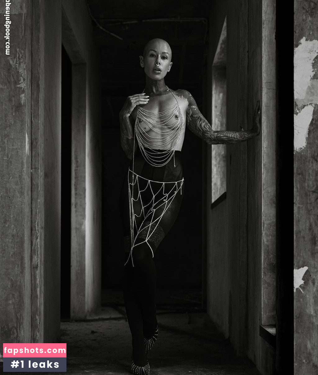 Maria Kasta gallery photo #59