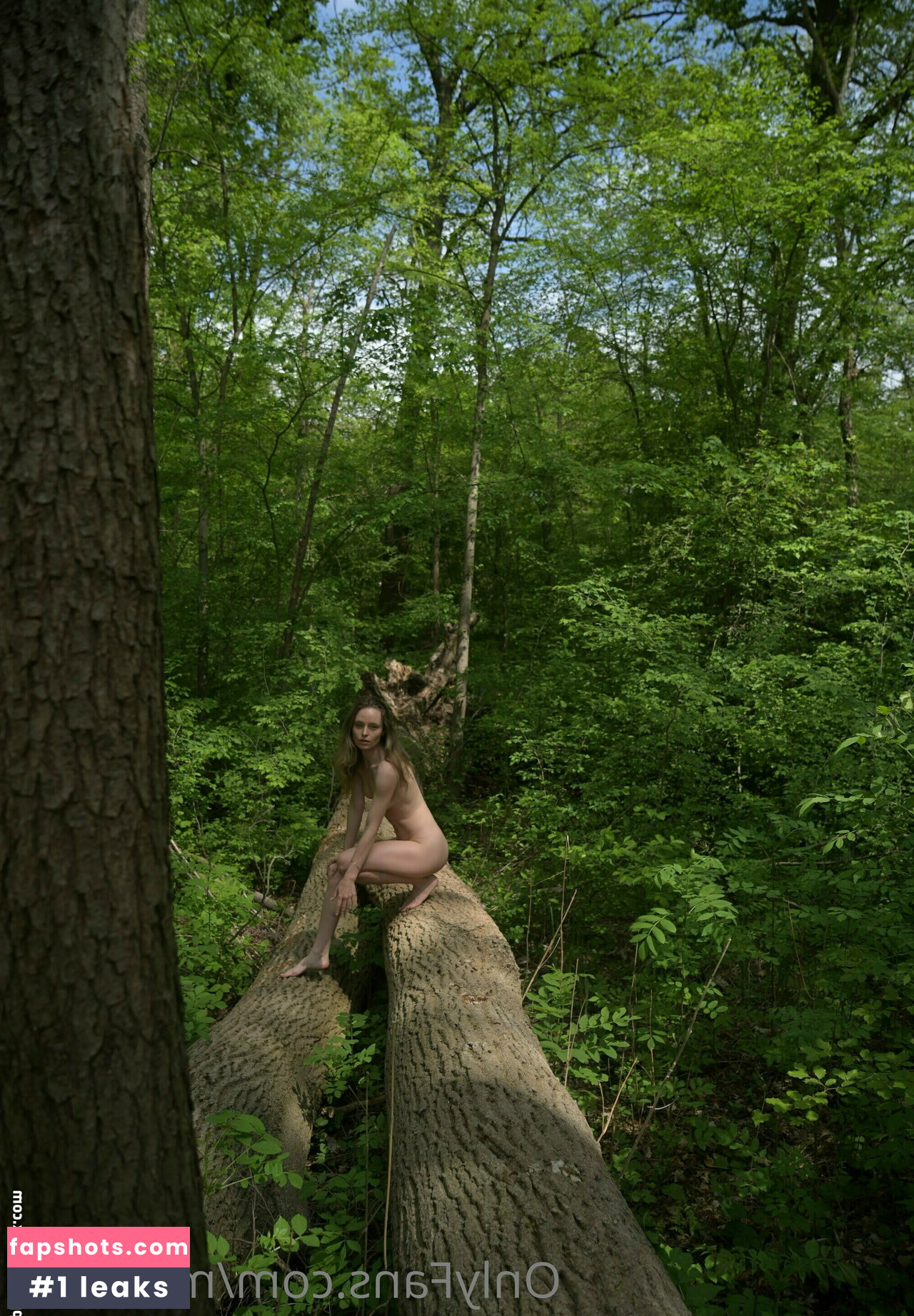 Maria Kn gallery photo #13