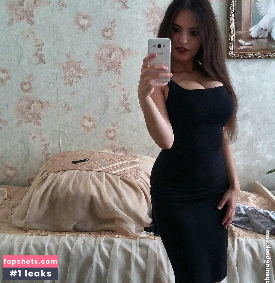 Maria Kooks gallery photo #19