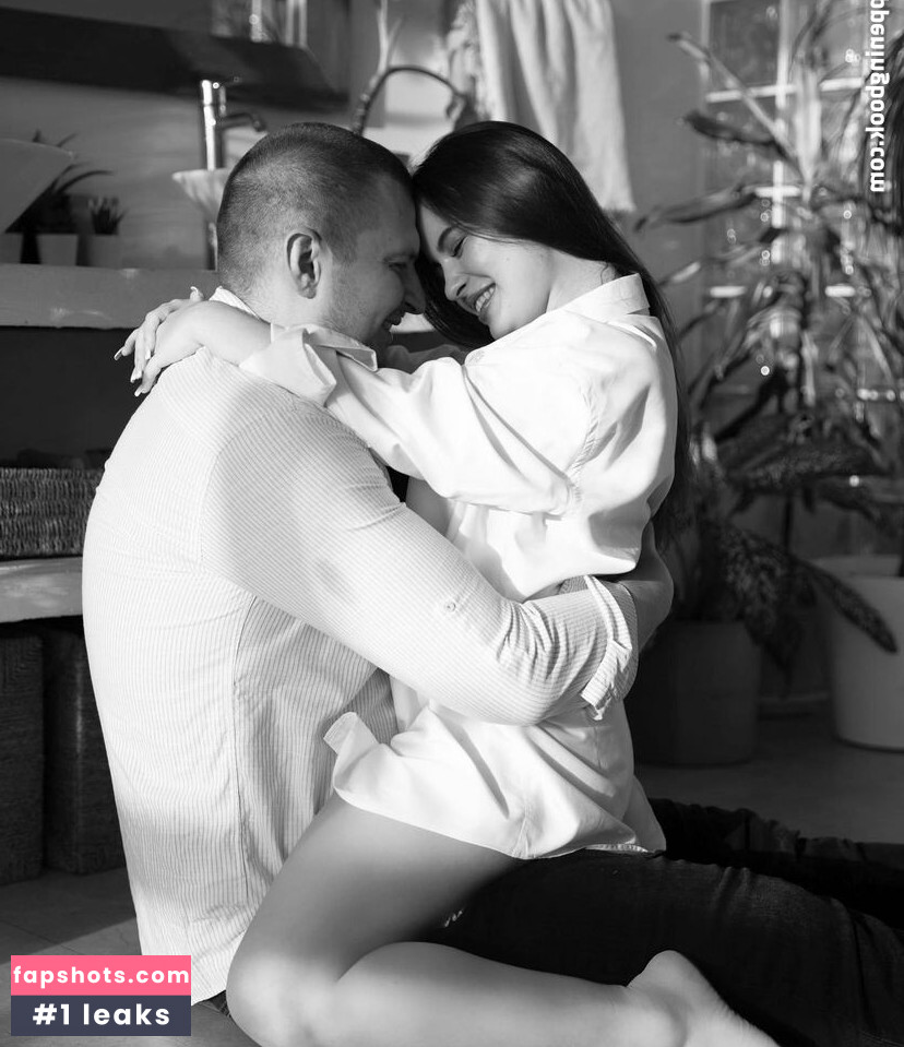 Maria Kooks gallery photo #33