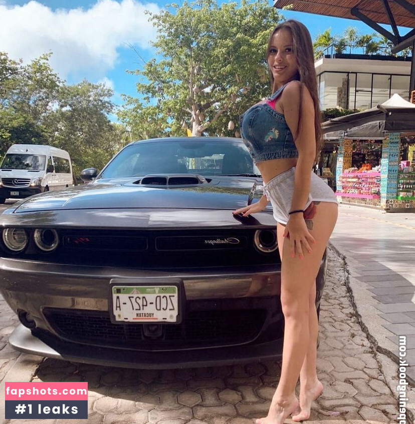 Maria Kooks gallery photo #43