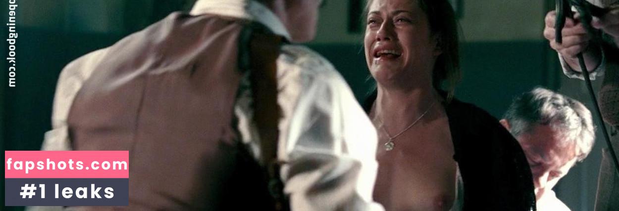 María León gallery photo #14