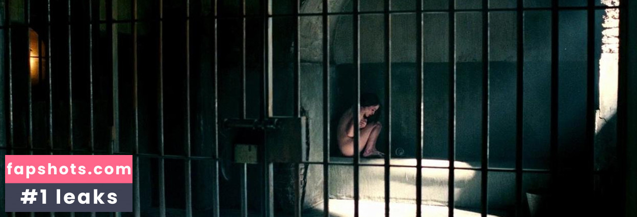 María León gallery photo #15