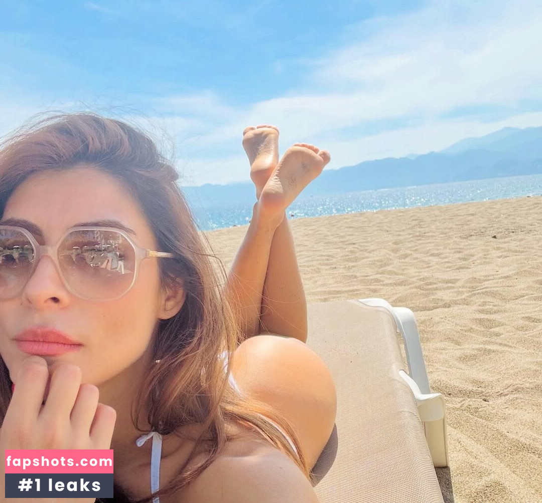 María León gallery photo #6