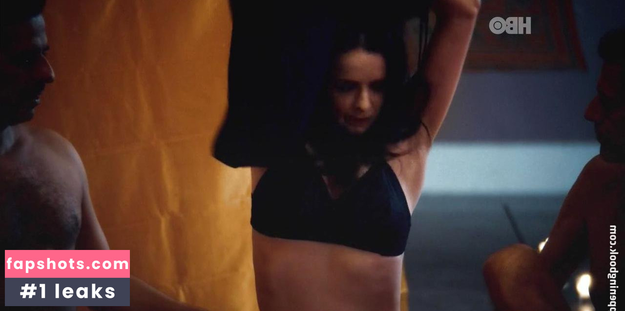 Maria Luísa Mendonça Nude Leaks OnlyFans Photos #15 - LeakJerk