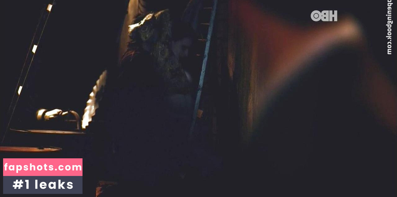 Maria Luísa Mendonça Nude Leaks OnlyFans Photos #20 - LeakJerk