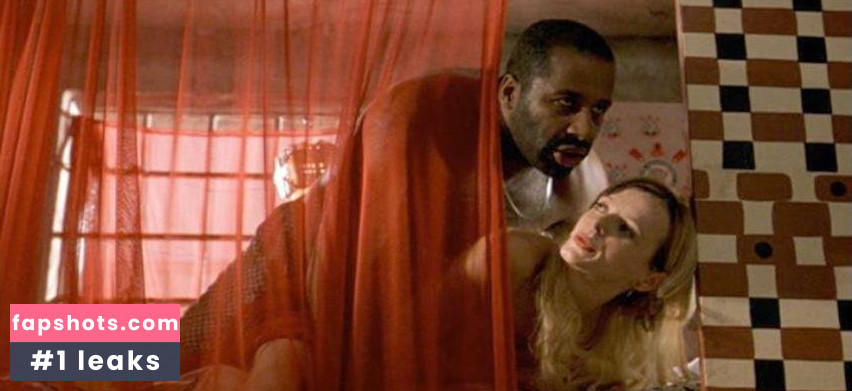 Maria Luísa Mendonça Nude Leaks OnlyFans Photos #23 - LeakJerk