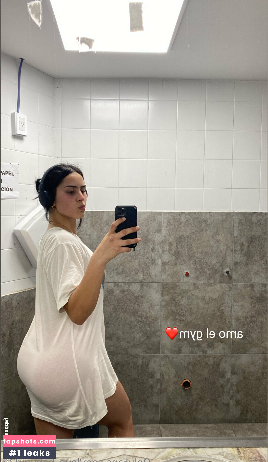 Maria Luz gallery photo #19