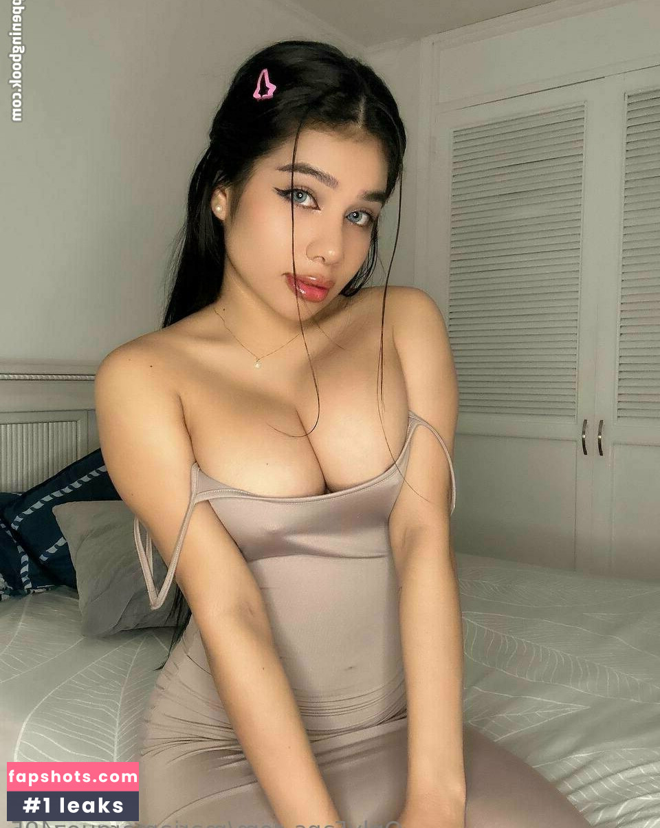 Maria Marquez gallery photo #2