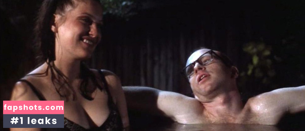 Maria McCann gallery photo #8