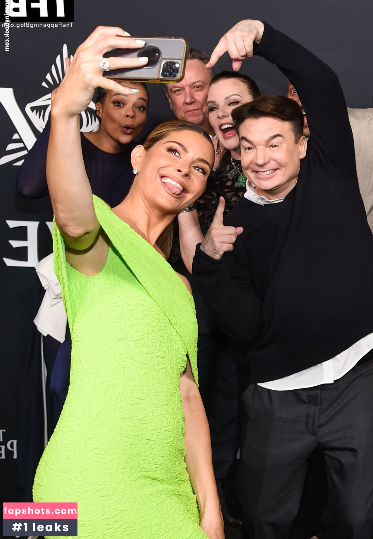 Maria Menounos gallery photo #80