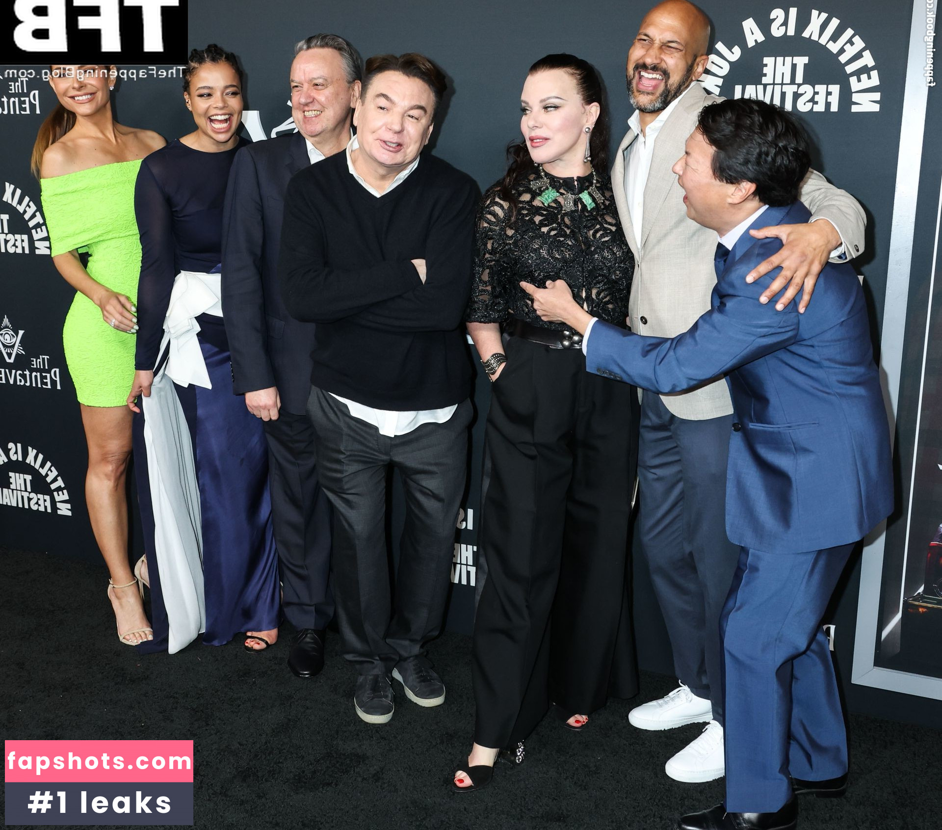 Maria Menounos gallery photo #90