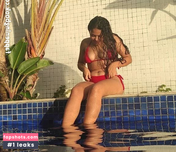 Maria Oliveira gallery photo #7