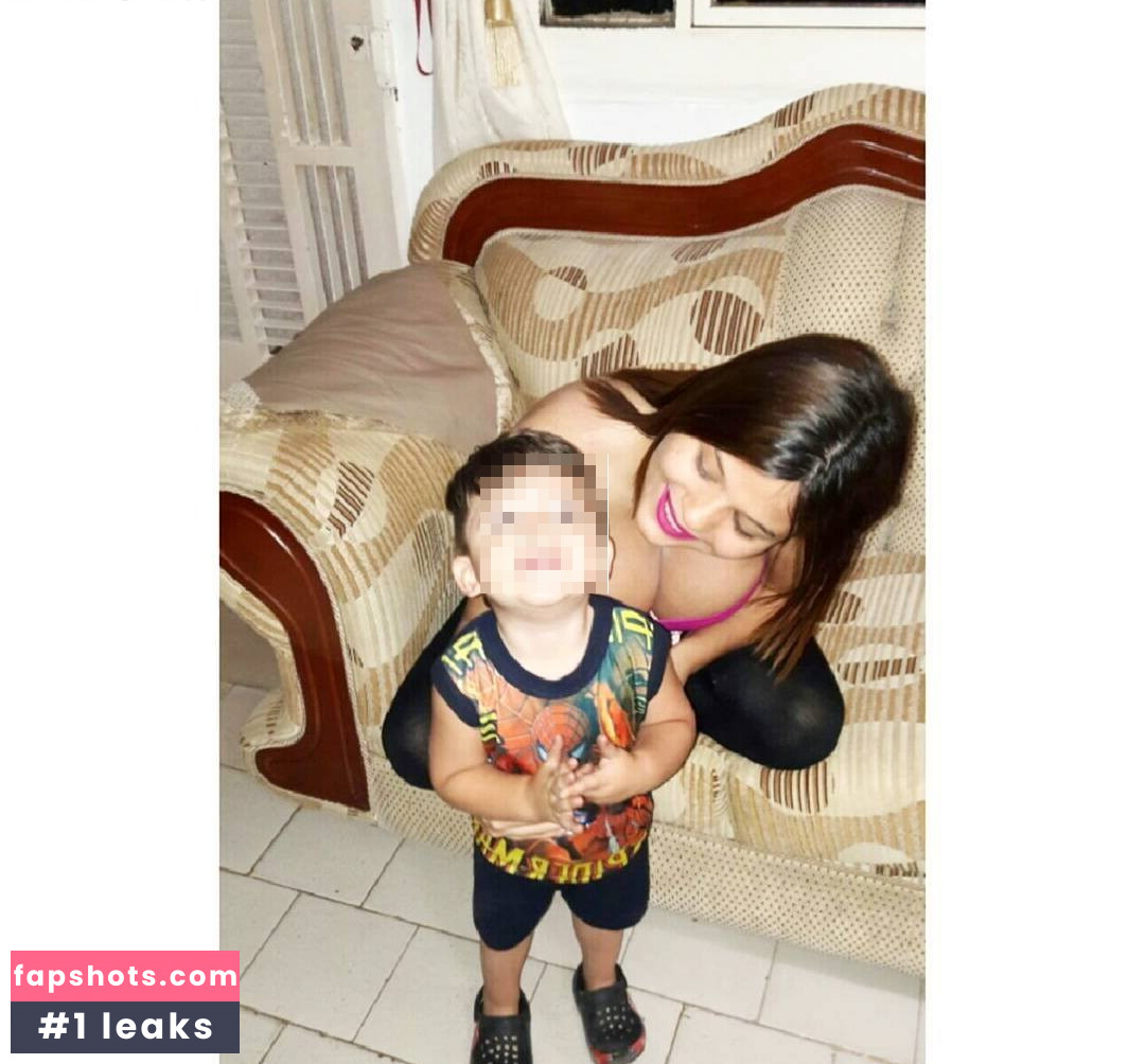 Maria Paola gallery photo #36