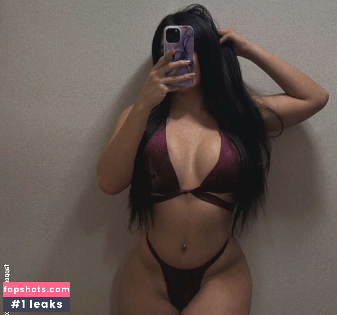 Maria Paraiso nude babe gallery