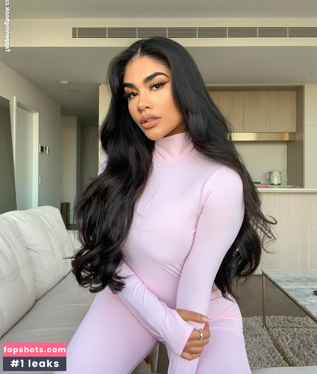 Maria Perez gallery photo #107