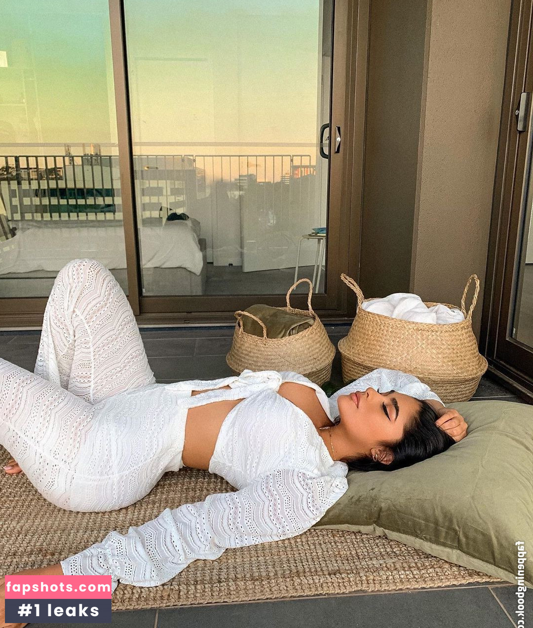 Maria Perez gallery photo #119