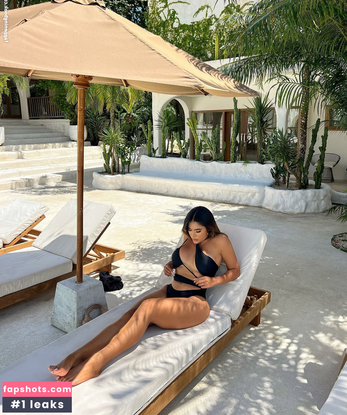 Maria Perez gallery photo #44