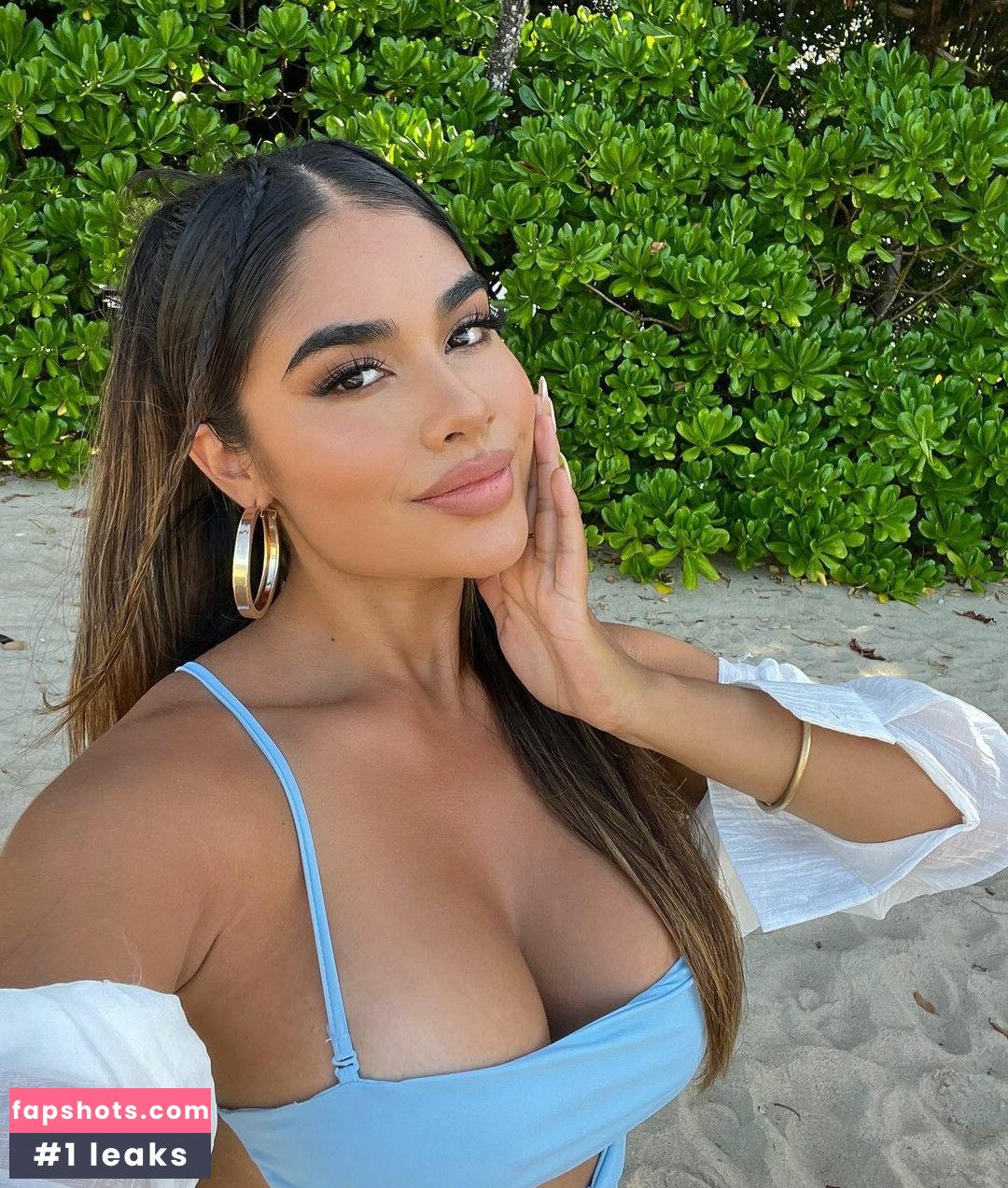 Maria Perez gallery photo #47