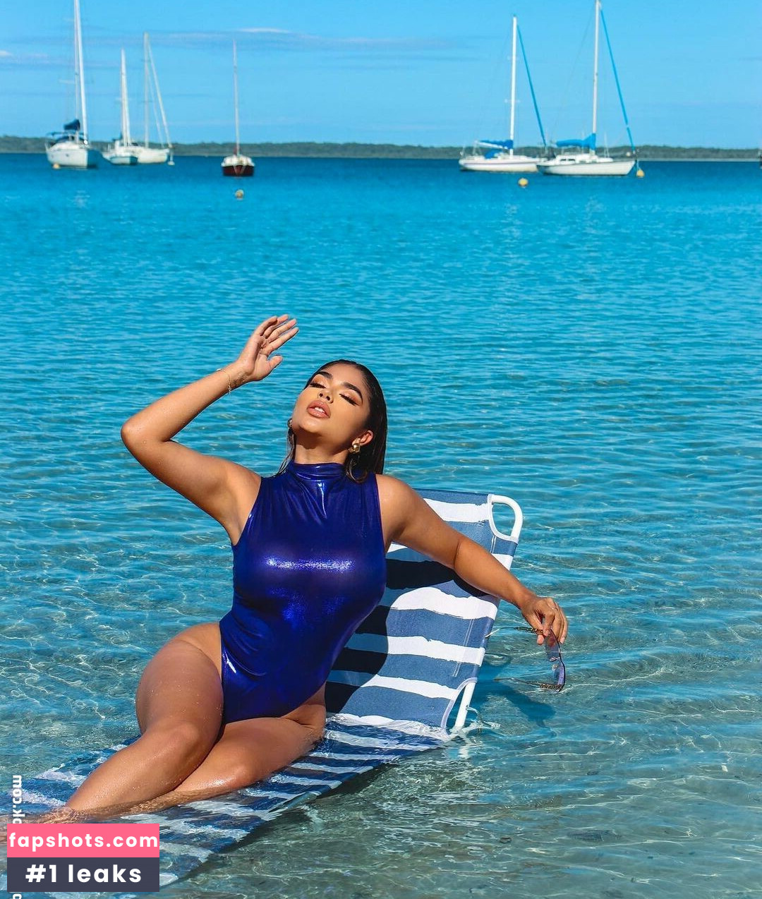 Maria Perez gallery photo #54