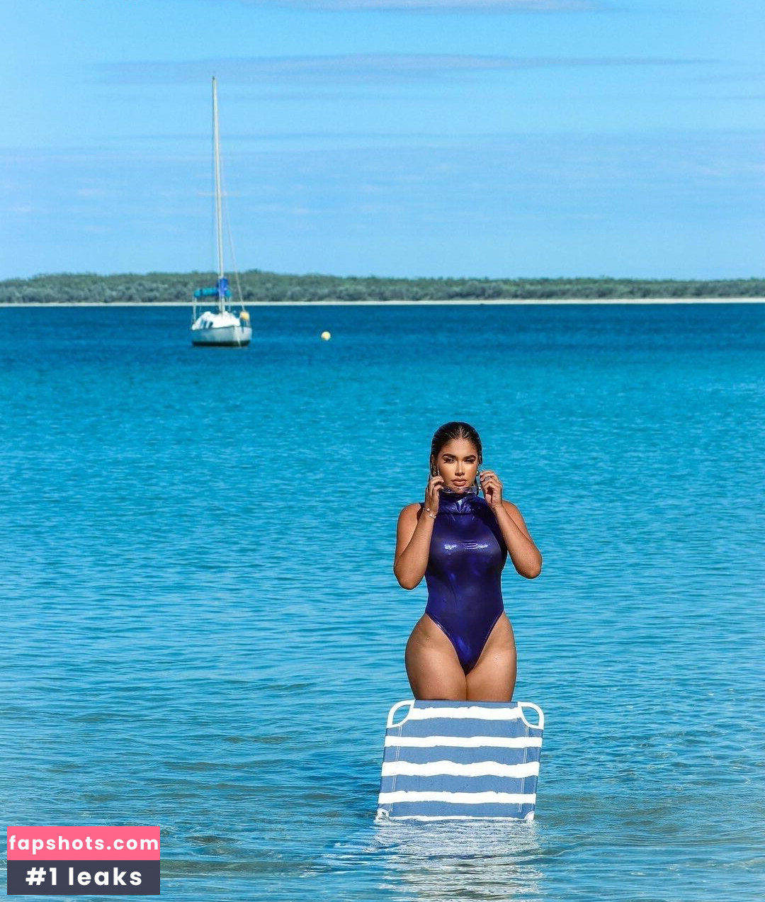 Maria Perez gallery photo #56